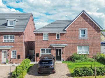 3 bedroom semi detached house to rent