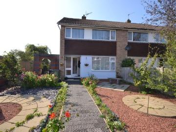 3 bedroom semi detached house to rent