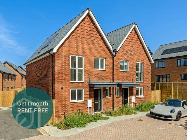 3 bedroom semi detached house to rent