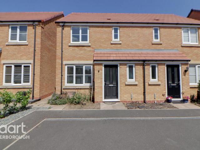 3 bedroom semi detached house to rent