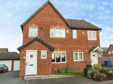 3 bedroom semi detached house to rent