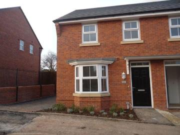 3 bedroom semi detached house to rent