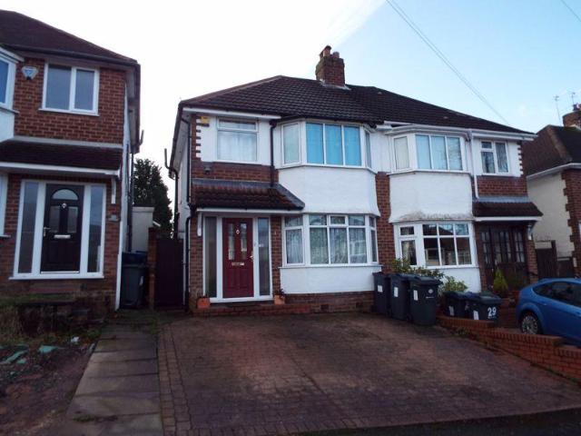 3 bedroom semi detached house to rent