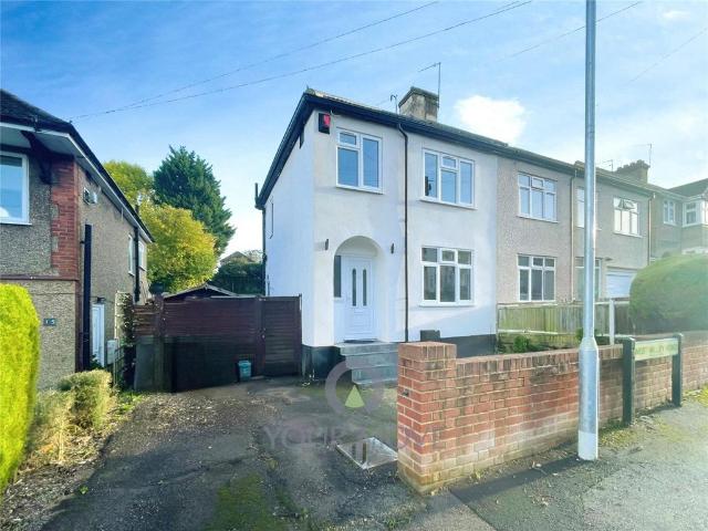 3 bedroom semi detached house to rent