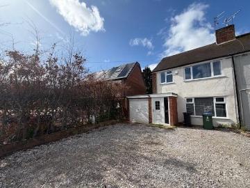 3 bedroom semi detached house to rent