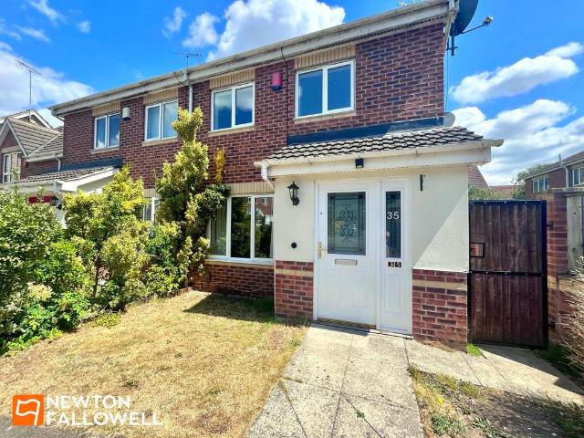3 bedroom semi detached house to rent