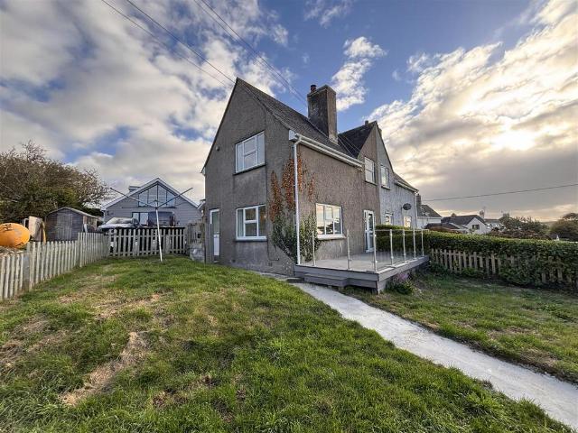 3 bedroom semi detached house to rent