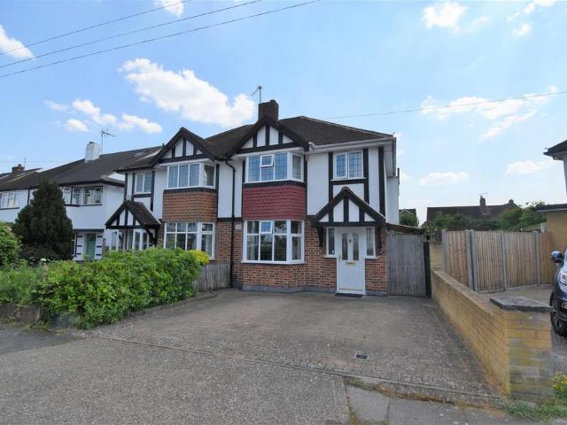 3 bedroom semi detached house to rent