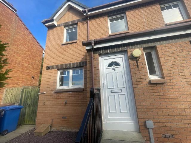 3 bedroom semi detached house to rent