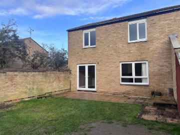 3 bedroom semi detached house to rent