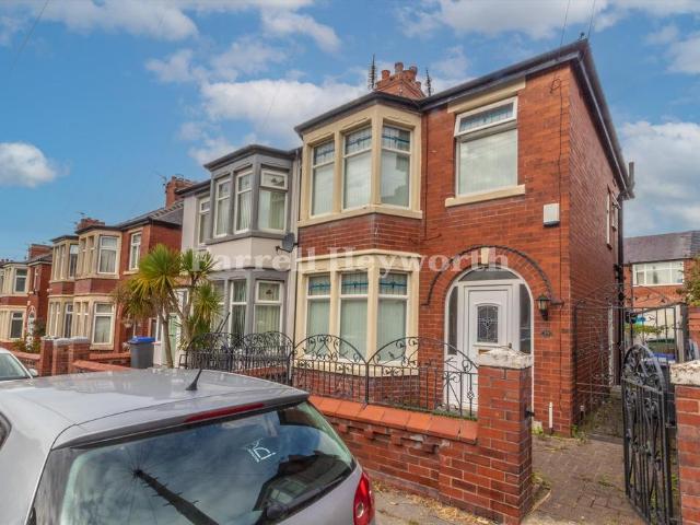 3 bedroom semi detached house to rent