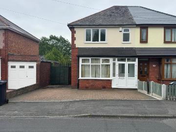 3 bedroom semi detached house to rent