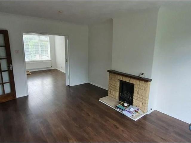 3 bedroom semi detached house to rent