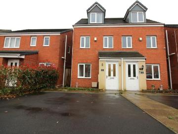 3 bedroom semi detached house to rent
