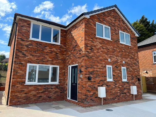 3 bedroom semi detached house to rent