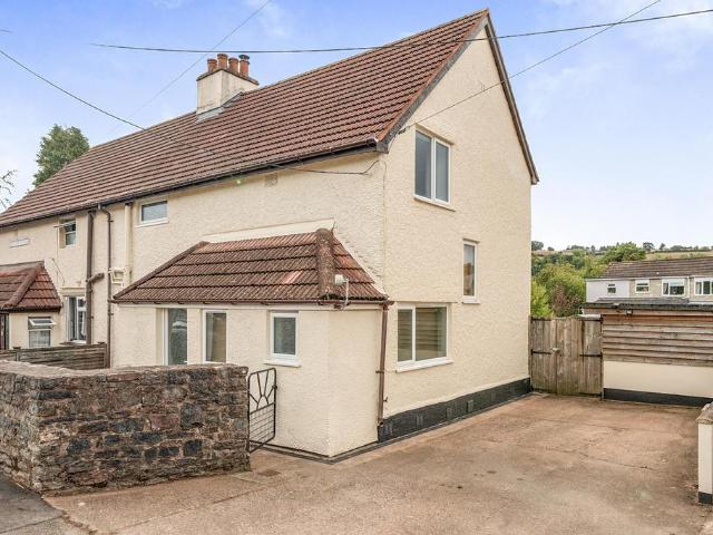 3 bedroom semi detached house to rent
