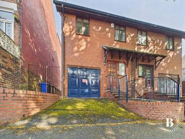 3 bedroom semi detached house to rent