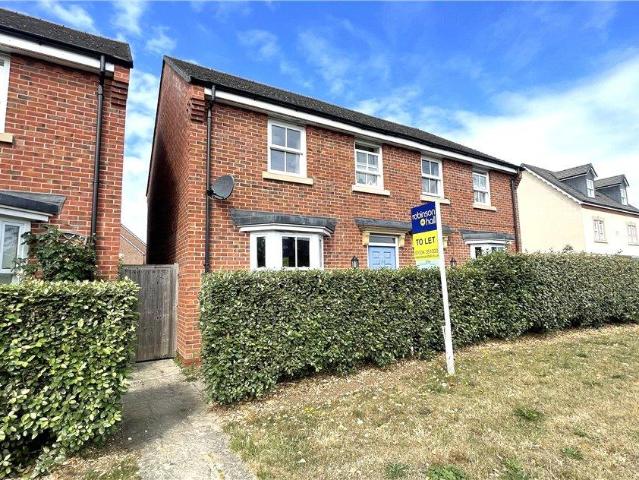 3 bedroom semi detached house to rent