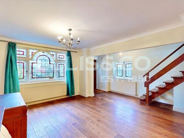 3 bedroom semi detached house to rent