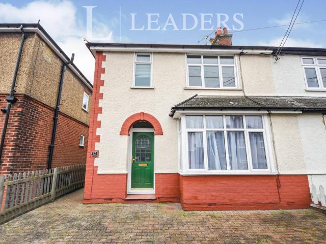 3 bedroom semi detached house to rent