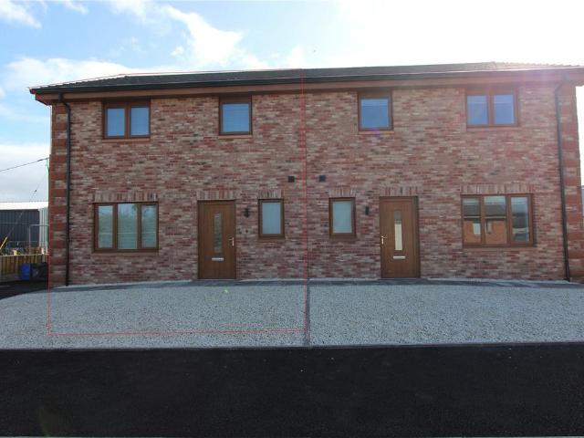 3 bedroom semi detached house to rent