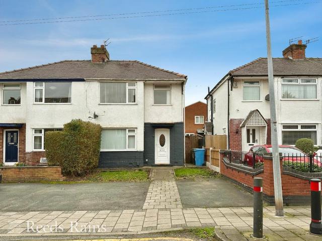 3 bedroom semi detached house to rent