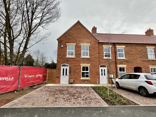 3 bedroom semi detached house to rent