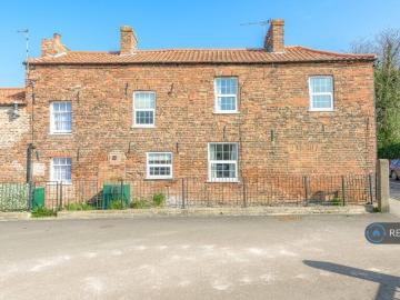East Lindsey, East of England - Fireplace