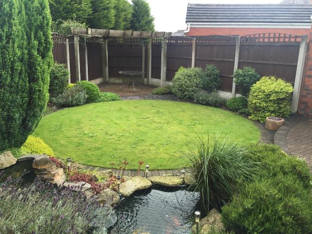 3 bedroom semi detached house to rent