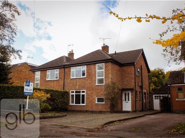 3 bedroom semi detached house to rent