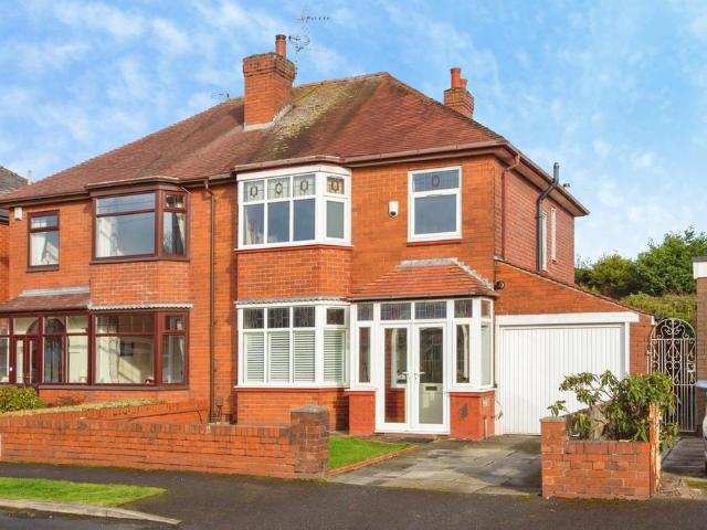 3 bedroom semi detached house to rent