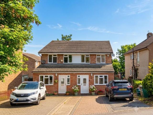 3 bedroom semi detached house to rent