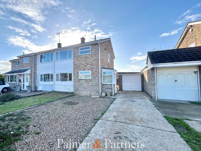3 bedroom semi detached house to rent