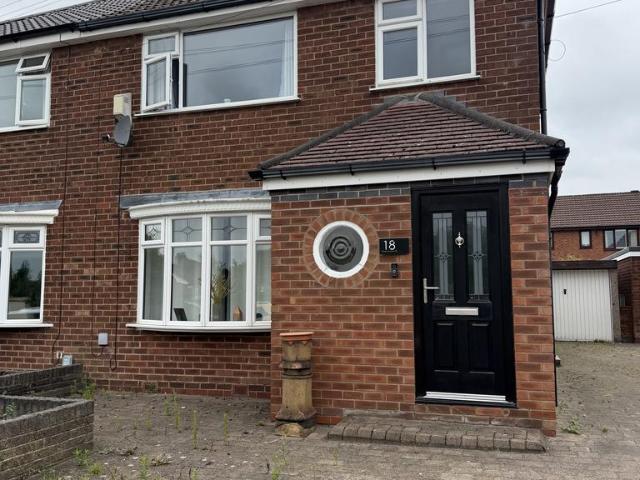 3 bedroom semi detached house to rent