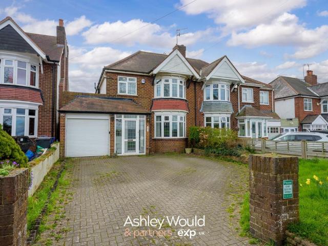 3 bedroom semi detached house to rent