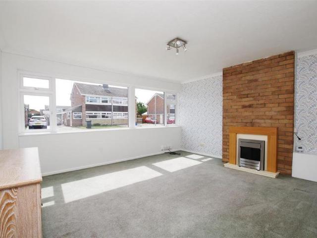 3 bedroom semi detached house to rent