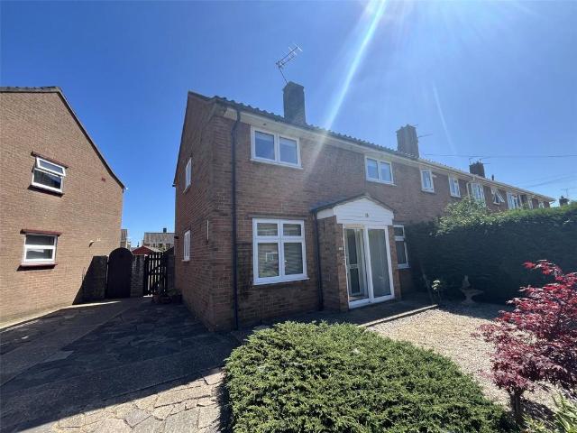 3 bedroom semi detached house to rent