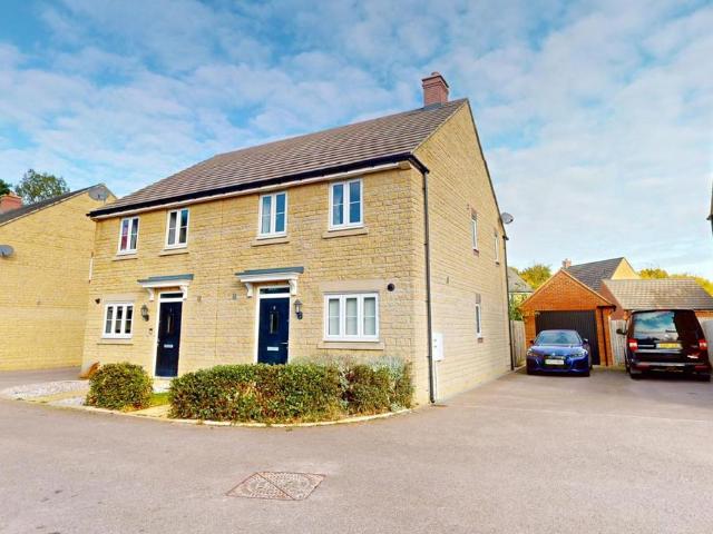 3 bedroom semi detached house to rent