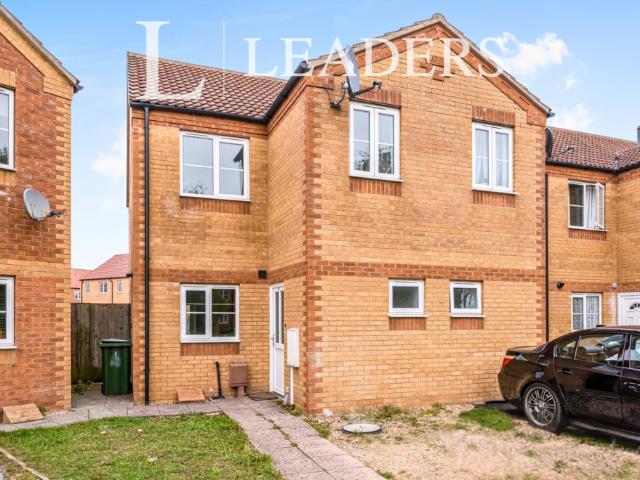 3 bedroom semi detached house to rent