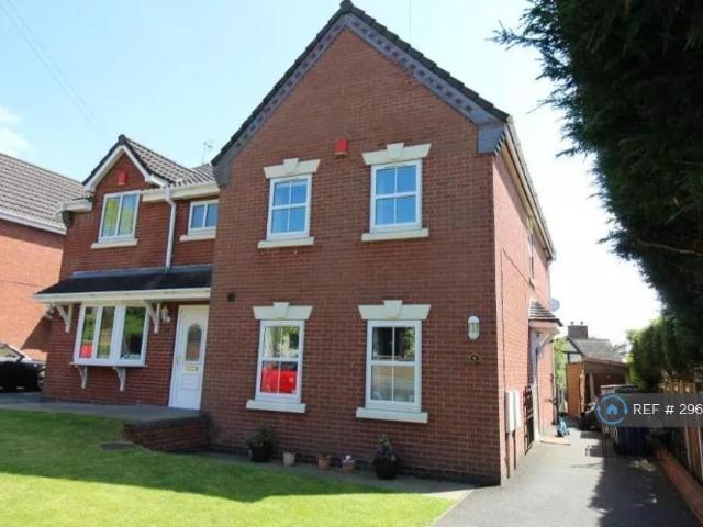 3 bedroom semi detached house to rent