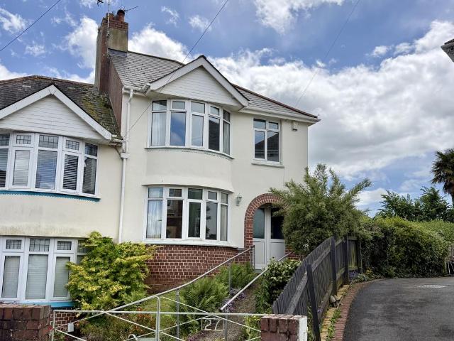 3 bedroom semi detached house to rent