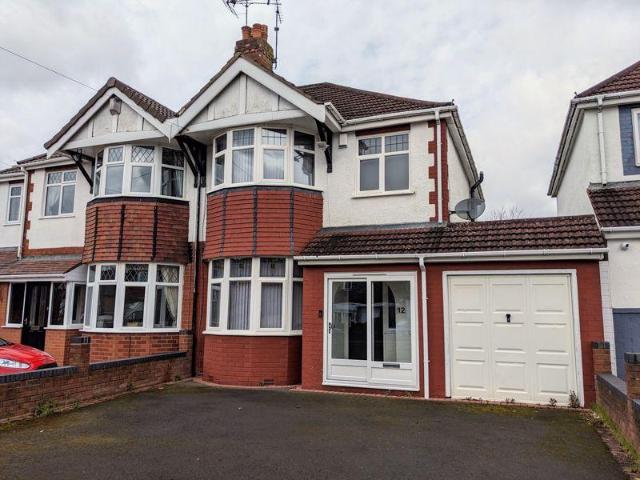 3 bedroom semi detached house to rent