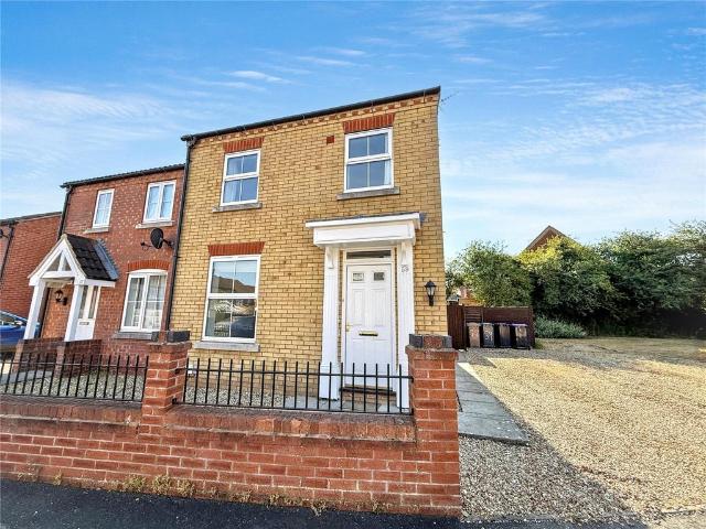 3 bedroom semi detached house to rent