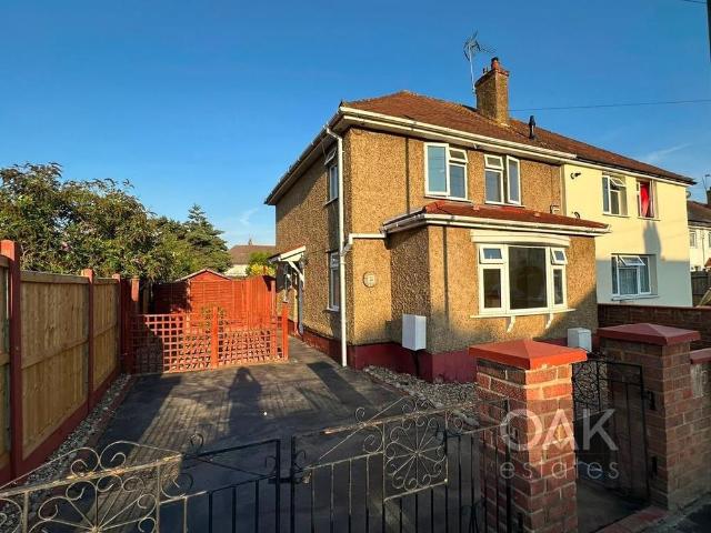 3 bedroom semi detached house to rent