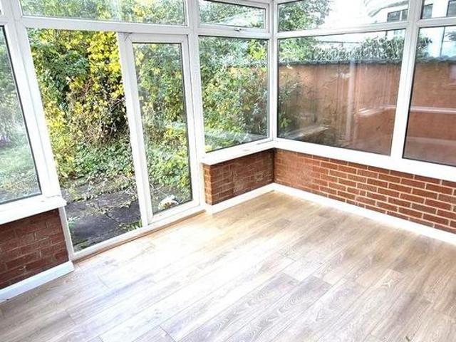 3 bedroom semi detached house to rent