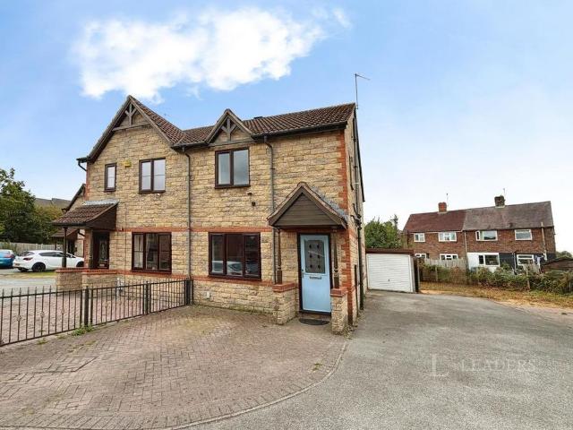 3 bedroom semi detached house to rent