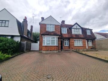 3 bedroom semi detached house to rent