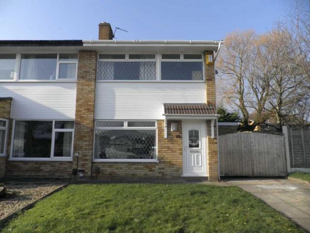 3 bedroom semi detached house to rent