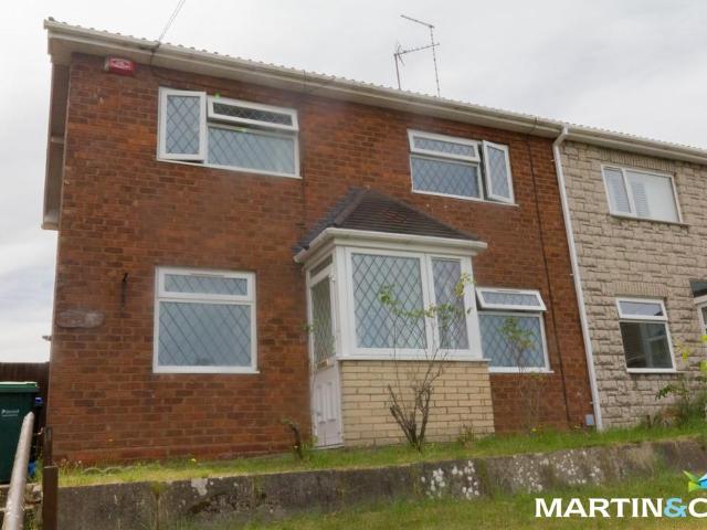 3 bedroom semi detached house to rent