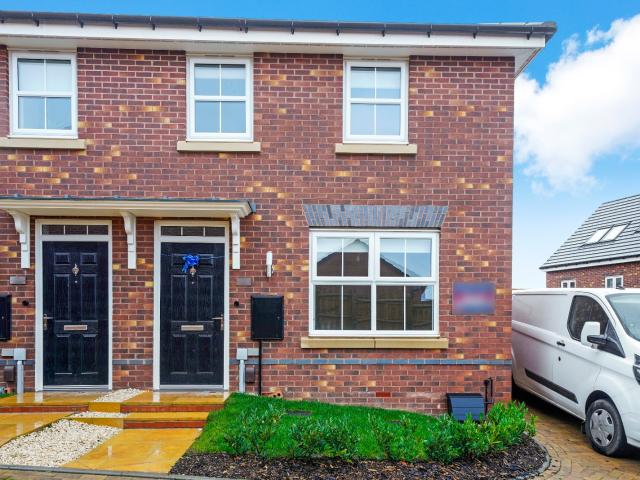 3 bedroom semi detached house to rent
